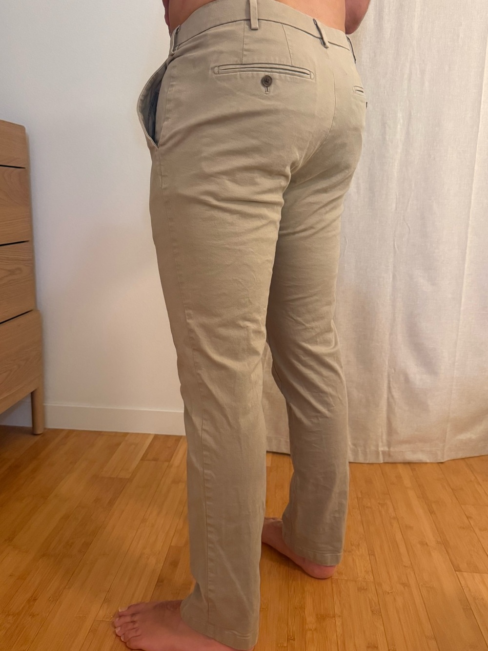 Uniqlo Men's Slim Straight Khaki Chinos - Light Tan